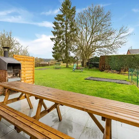 Holiday home In Lessive Close To