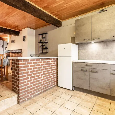 Holiday home In Lessive Close To