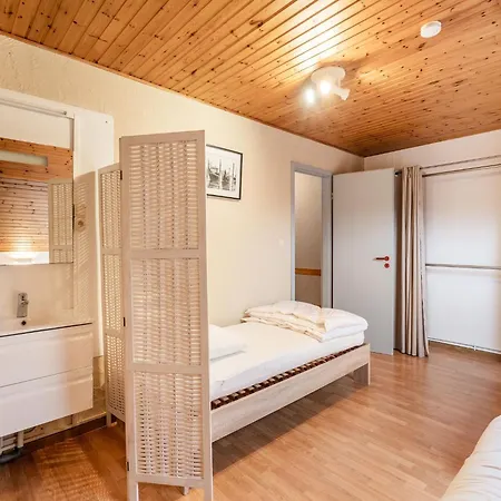 Prázdninový dům With Garden, Lessive